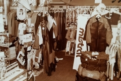 1985 Store Interior Cranford Boat