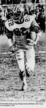 1977_Owen_Brand_Westfield_v_Plainfield_Thanksgiving_Photo_Courier_News