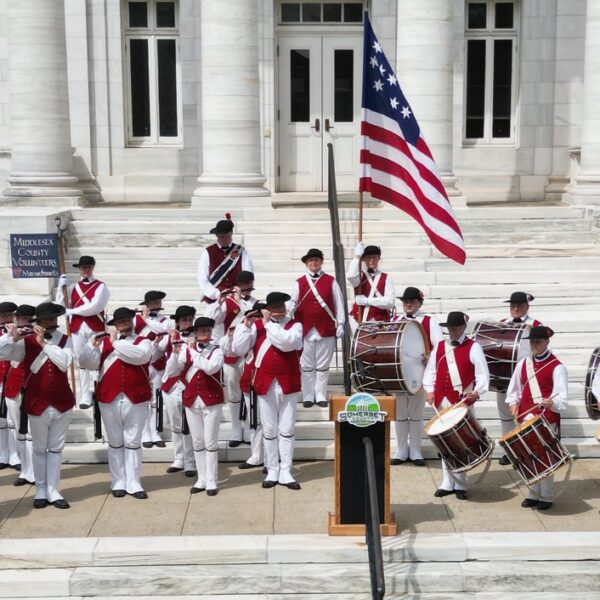 Middlesex County Volunteer Fifes and Drums Corp Marches thru Morristown and Somerville